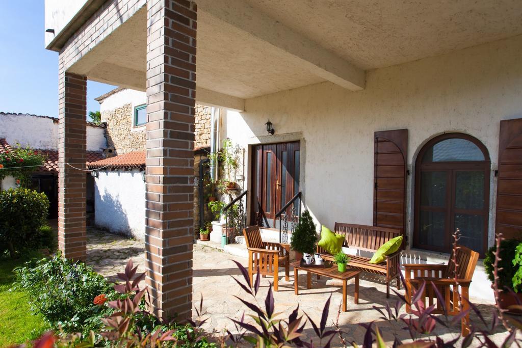 Apartments Garden Motovun Cameră foto